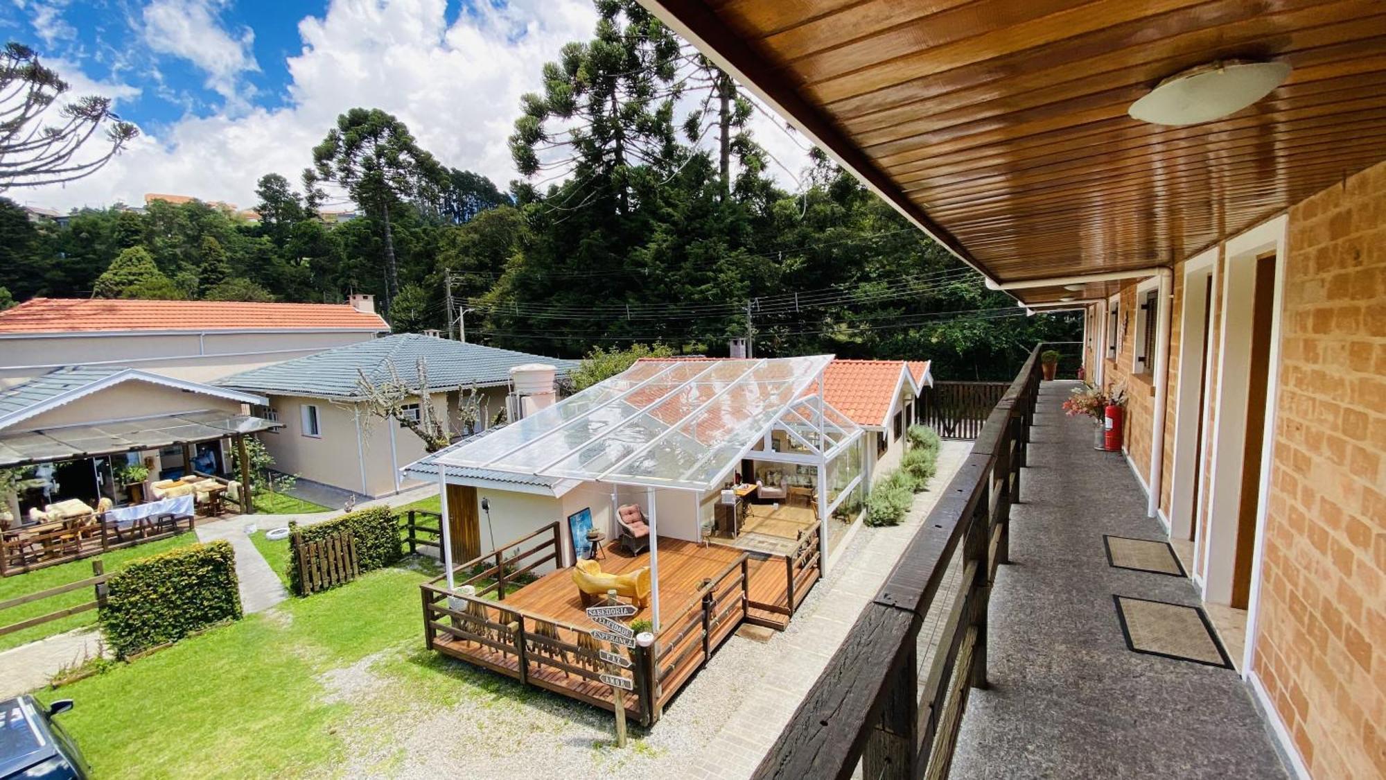 Vila Velasco Campos do Jordao Bagian luar foto